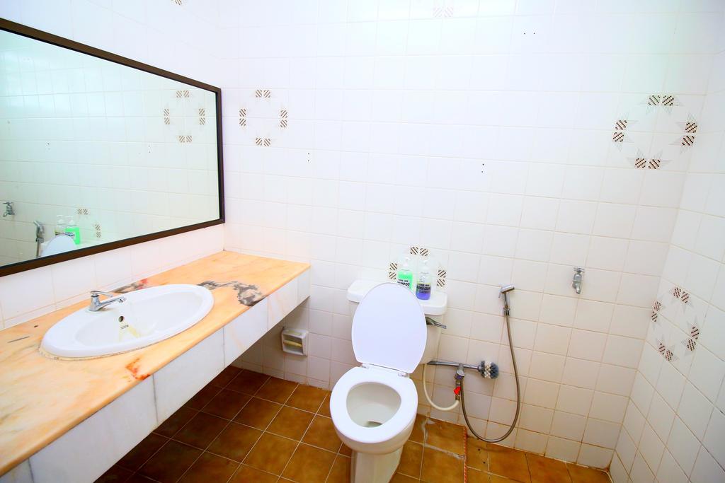 Come Inn Greenvilla Куала Теренгану Екстериор снимка